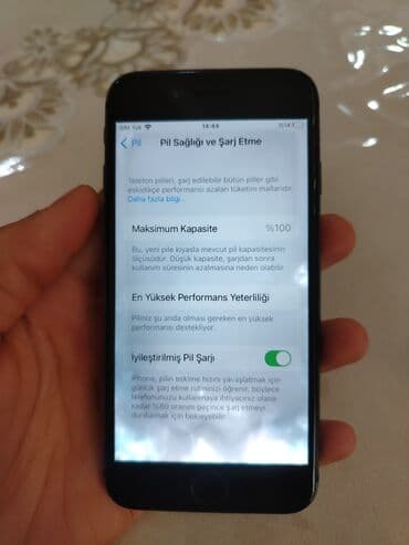 iphone 8 puls: IPhone 8, Qara, Barmaq izi — 7