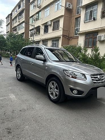 e 124: Hyundai Santa Fe: 2 l | 2010 il Ofrouder/SUV — 5