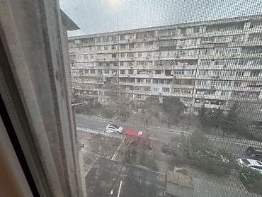 agsuda satilan evler: Bakı, 8-ci mikrorayon, 2 otaqlı, Köhnə tikili, m. Azadlıq Prospekti, 46 kv. m — 3