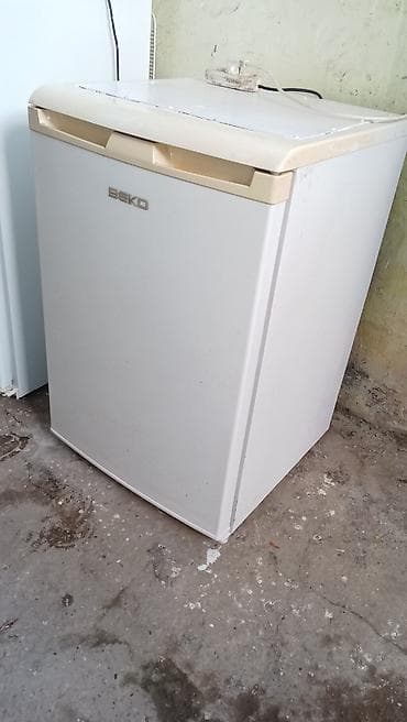 Beko soyuducu tam işlək vəziyyətdədir problemisiz. 85x55cm. Caspian