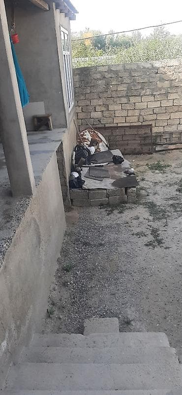 Həyət evləri və villaların satışı: Bülbülə qəs. 5 otaqlı, 90 kv. m, Kredit yoxdur, Orta təmir — 9