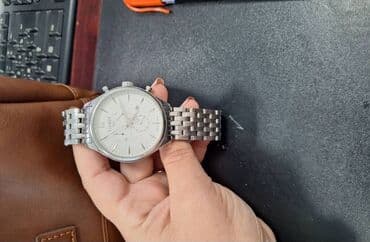 tissot qol saatı: Kisi saati A KLASS TISSOT cox az islendiyi ucun dayanib Catdirilma — 4