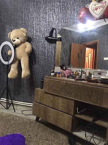 paltar refleri: Yataq otağı mebel dəsti Tərkib: - Üç qapılı şkaf: ortada tam ölçülü — 2