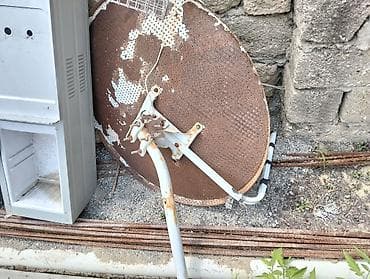 Kömürlü/metal peyk anteni dəsti - Material: perforasiyalı metal lövhə
