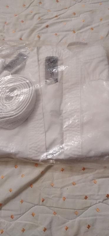 qaqa dəsti: İdman dəsti, rəng - Ağ — 1