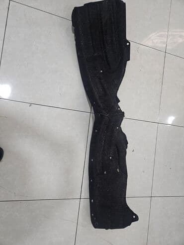 Təkər qanadı astarı avtomobilin təkər boşluğunu qorumaq üçün nəzərdə