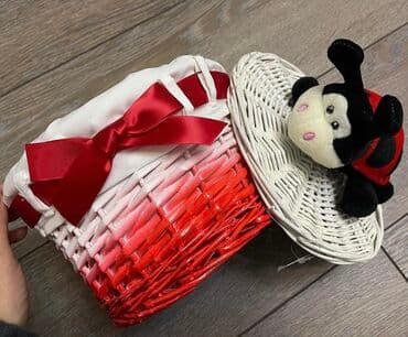 uşaq oyuncağı kran: Uşaq üçün səbət. Mudoconcept-dən alınıb. Kiçik ölçüdür — 2