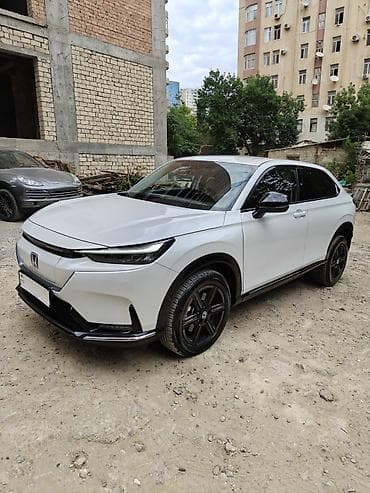 tesla model s: Honda : 0.1 l | 2024 il Krossover — 2