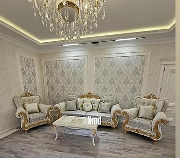 Klassik üslubda qonaq otağı dəsti - Tərkib: 3 nəfərlik divan, 2 ədəd