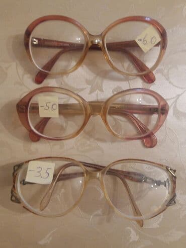 Menfi eyneklerdi.Yaxsi veziyyetdedirler. Hec bir defekti yoxdur