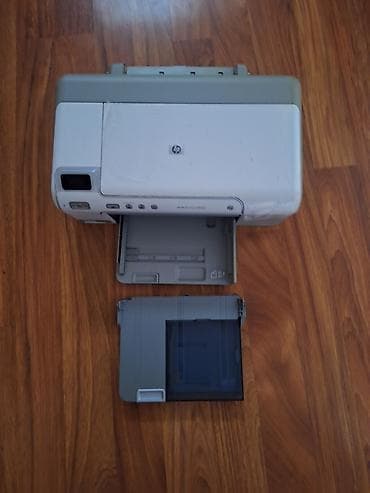 planset satilir: HP Photosmart D5363 rəqəmsal foto printer Xüsusiyyətlər: - Rəngli — 4