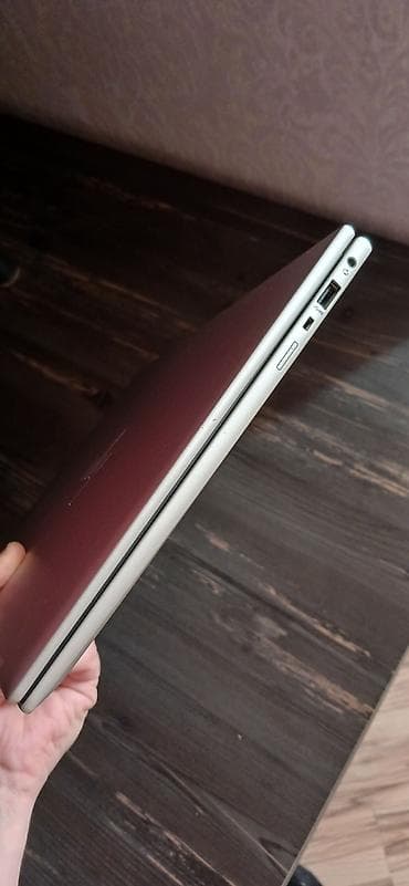 prosessor i7: HP EliteBook, 14 ", Intel Core i7, 512 GB — 4