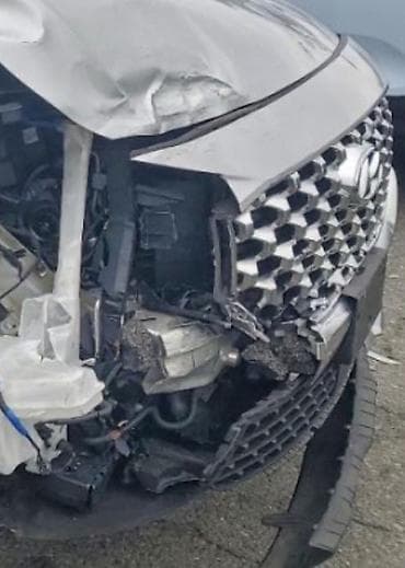 ml bufer: Ön, Hyundai Santafe, 2022 il, ABŞ, Ödənişli çatdırılma — 3