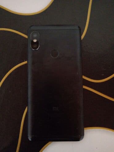 поясная машина бу: Redmi 5, 32 ГБ, цвет - Черный — 1