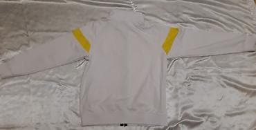 Salam bu FENERBAHÇE jaketi yenidir turkiyeden alinib kim isdese