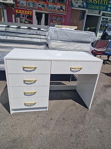 Uşaq mebeli: Oğlan üçün, Yeni, Siyirməli, Yazı masası, Stulsuz — 2