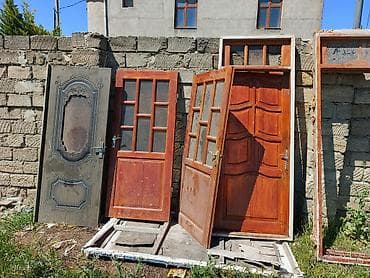 Taxta giriş/qapı panelləri - Material: massiv ağac və kompozit taxta