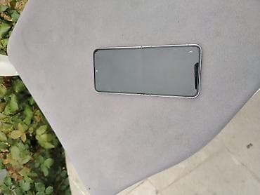 samsung s5 aksesuar: Samsung Galaxy Z Flip 5, rəng - Gümüşü, Simsiz şarj — 3