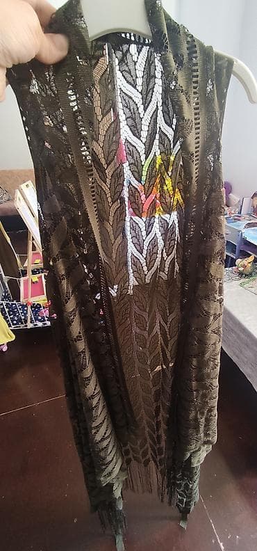 bas: Ust geyimidir dənizkənarinda geyinmək Xaki rəngdədir.standart — 1