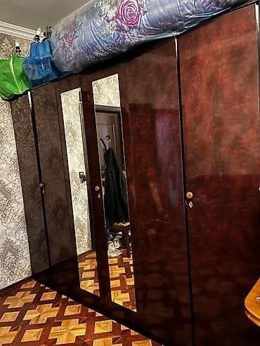 seyf dolab: Dolab 60 azn Yaxşı vəziyyətdədir. Ölçü 3 metr eni. Ünvan Binəqədi — 1