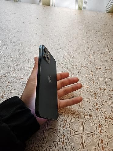 samsung metro b350e: IPhone 12 Pro, Pacific Blue — 8