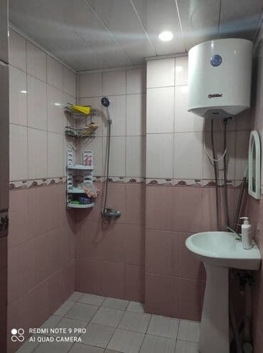 qobuda kirayə evlər: Heydər Əliyev Prospektində, Rəssamlıq Akedemiyasının yanında, 8 — 6