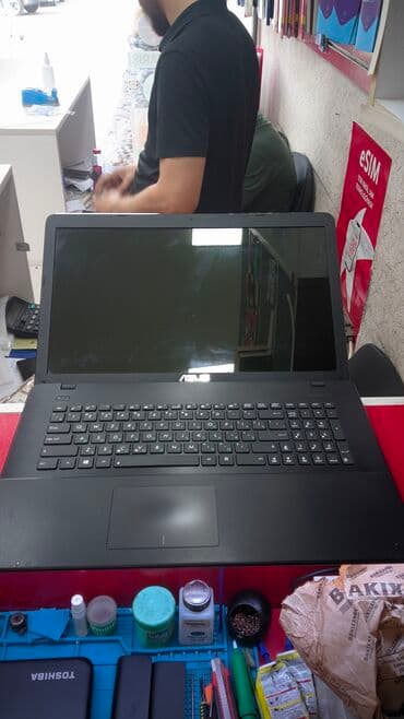 intel core i5: ASUS 17 ", Intel Pentium, 512 GB, Ünvandan götürmə — 4