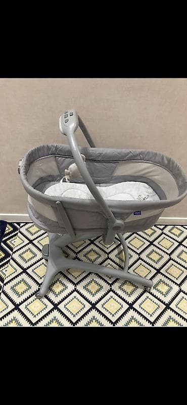 Beşiklər: Oğlan və qız üçün, Beşik, Dəstsiz, Matras ilə, Yellənmə mexanizm ilə — 3