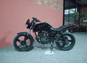 hyundai elantra qiyməti: - Zontes 150 sm3 — 1