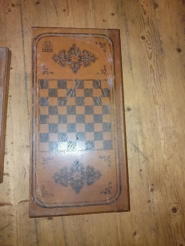 Taxta şahmat-nərd dəsti - Material: tam ağac (fanerli), dekorativ
