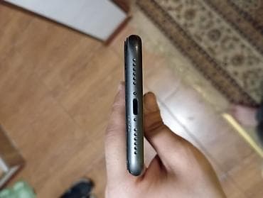 IPhone 11, 128 GB, Qara, Barmaq izi, Face ID — 5