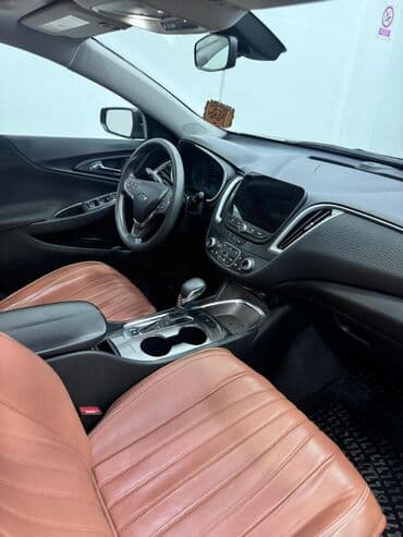 qalenvagen qiyməti: Chevrolet Malibu ✅ iLi 2022 Mator 1.5 Probek 105min km Mator karopka — 2
