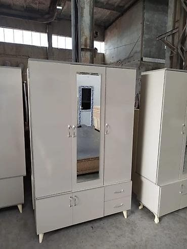 paltar asmaq ucun: 3 qapılı, Güzgülü, Ağ, Digər material, Açılan, Düz dolab — 3