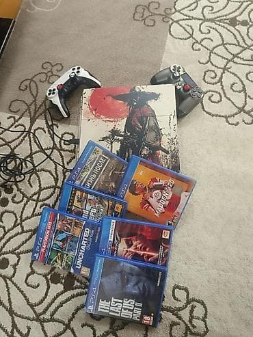 ikinci el plesteyşın 4: PlayStation 4 oyun konsolu seti - Konsol: PS4 (üst qapaqda — 1