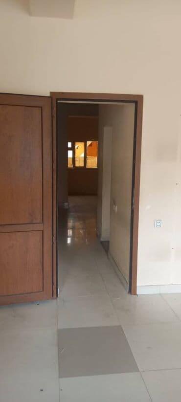 nerimanov icare obyekt: Qaraev metrosunun yaxınlığında 1 mərtəbəli,sahəsi 70 kv/m olan, 2 — 3