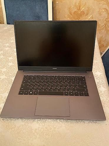 irşad notebook: Huawei MateBook noutbuku Qutusu, adapteri üzerinde Kontakt homeden — 4