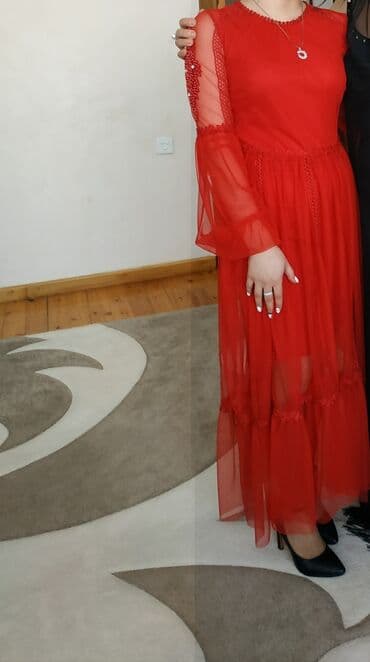 Digər qadın geyimləri: Ziyafət donu, Maksi, S — 1