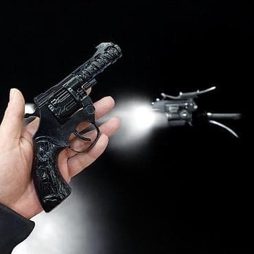 usaq oyuncaqlari satisi: 🦾Dəmir oyuncaq tapanca. 💥yumuru qırmızı gülləylə atış edir ☄️Tam — 1