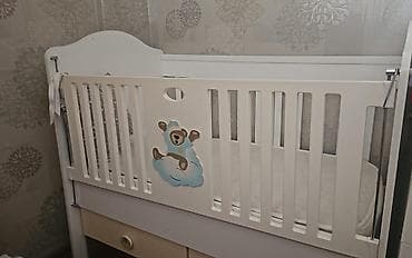 Beşiklər: Oğlan və qız üçün, Dördbucaq, Beşik, Matras ilə, Yellənmə mexanizmsiz — 2