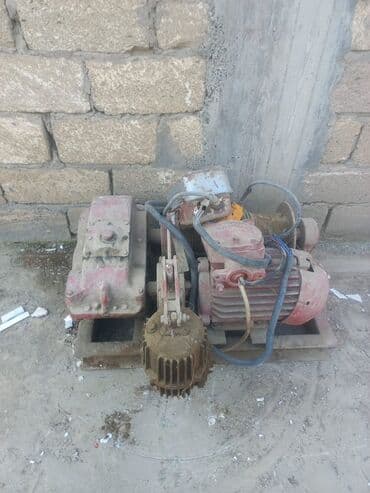 Laqondalar: Elektriklə işləyən tikinti vintçiqləyici/çəkmə vinçi (elektrik motorlu — 3