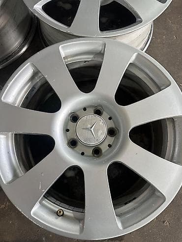 Məhsul: Mercedes-Benz orijinal yüngül lehimli disklər komplekti (4 — 3