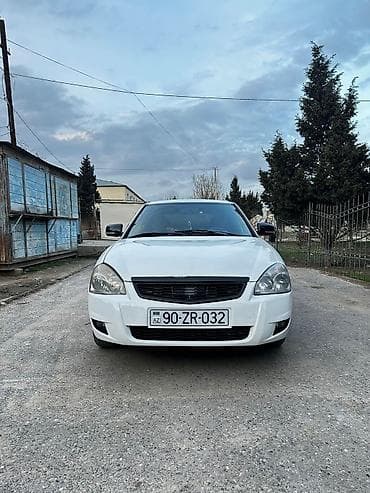 VAZ (LADA) Priora: 1.6 l | 2009 il 350000 km Sedan