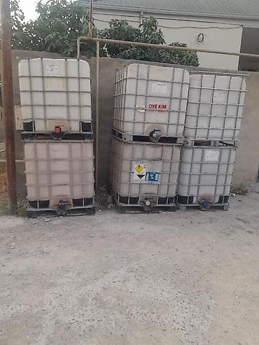 2 ton: 1 tonluq və 1.5 tonluq çənlər satılır qiymət 100 azn Əlaqə nömrəsi — 2
