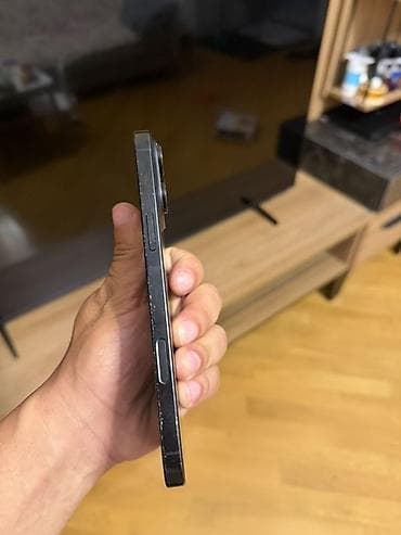 iphone 13 pro max en ucuz: IPhone 16 Pro Max, 256 GB, Graphite, Simsiz şarj — 3
