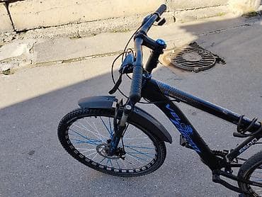 Şəhər velosipedləri: Rial alıcı üçün endirim-də olunacaq. - Təkərlər: 26" alumini təkər — 6