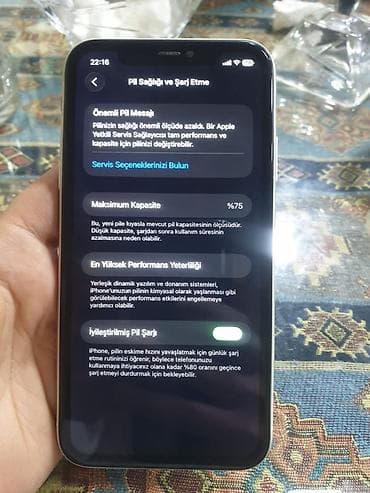 IPhone 11, 128 GB, White Titanium, Face ID — 4