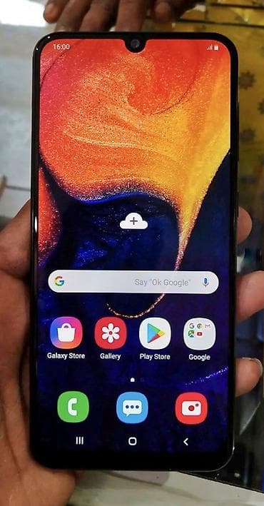 iphone 6s ekranı: Samsung Galaxy A50, 128 GB — 1