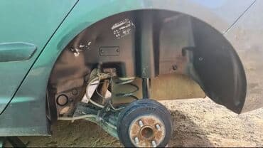 Avtomobilin yan güzgüləri: Arxa təkər tağları üçün plastik lokerlər (inner fender) və quraşdırma — 2