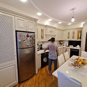 demir dekor: Düz dolab, Yataq otağı üçün, Qarderob, Açılan, Korpuslu, 6 qapı — 5