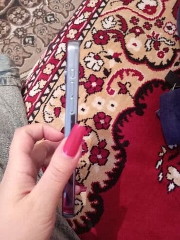 Daraq panellər: IPhone 15 Pro, 256 GB, Simsiz şarj — 4